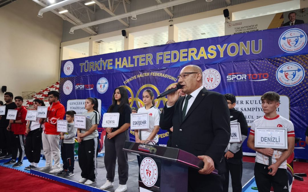 ESKİŞEHİR’DE AÇILIŞ SERAMONİSİ YAPILDI ESKİŞEHİR’DE AÇILIŞ SERAMONİSİ YAPILDI