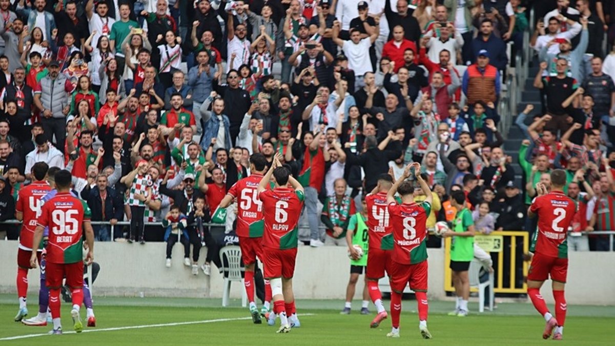 Karşıyaka, Ayvalıkgücü ile Beraberlik Yaşadı